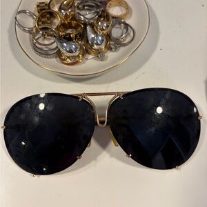 REVOLVE Black and Gold Aviator Sunglasses